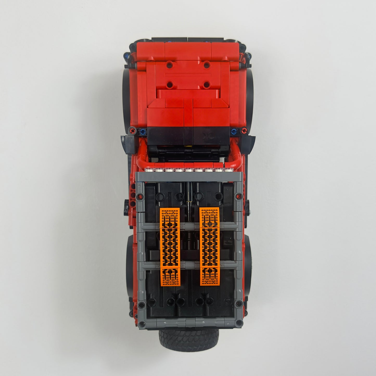 Vertical Lego Wall Display mount for LEGO Ford Bronco (42213)