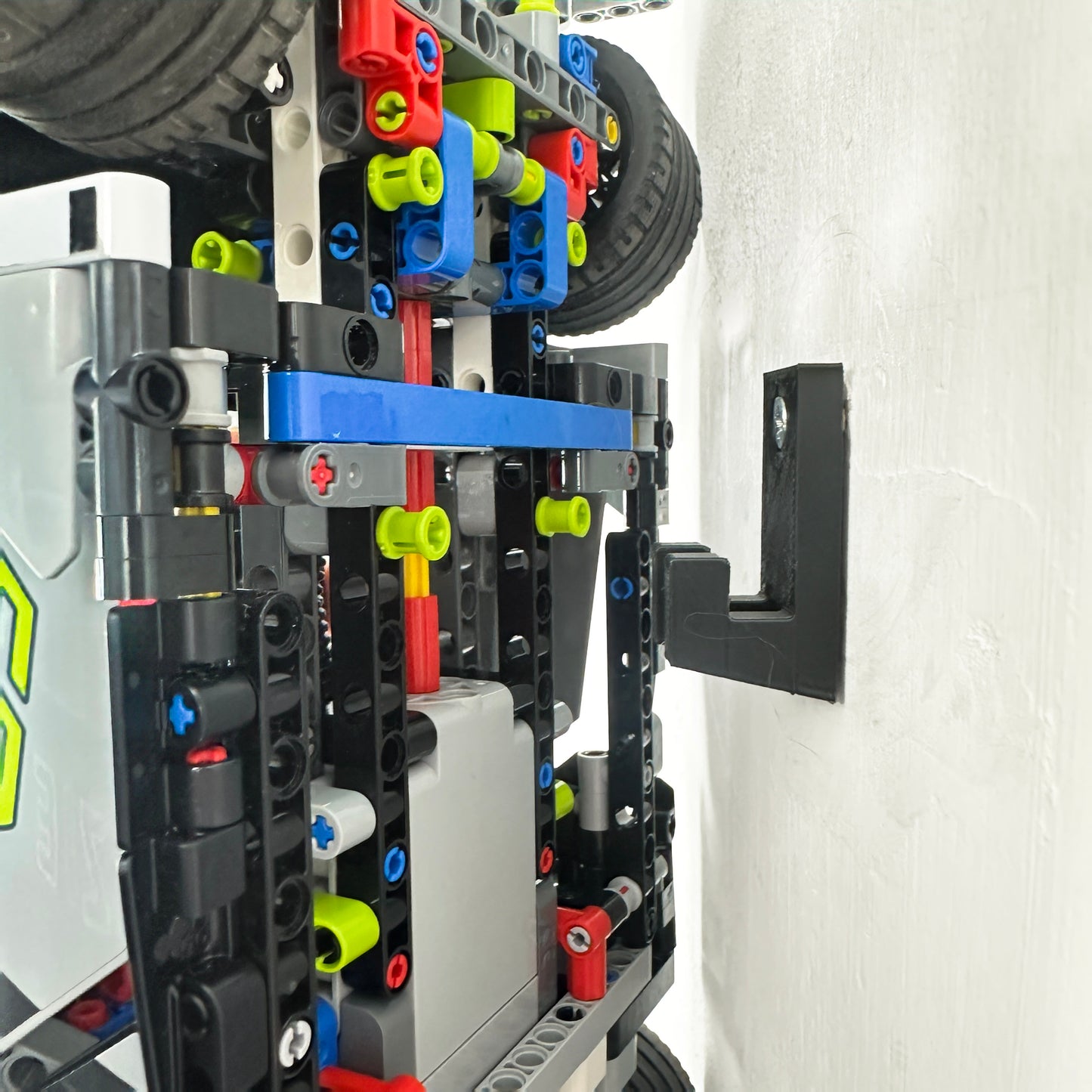 Vertical Wall Display Mount for LEGO® Technic Lamborghini Revuelto (42214)
