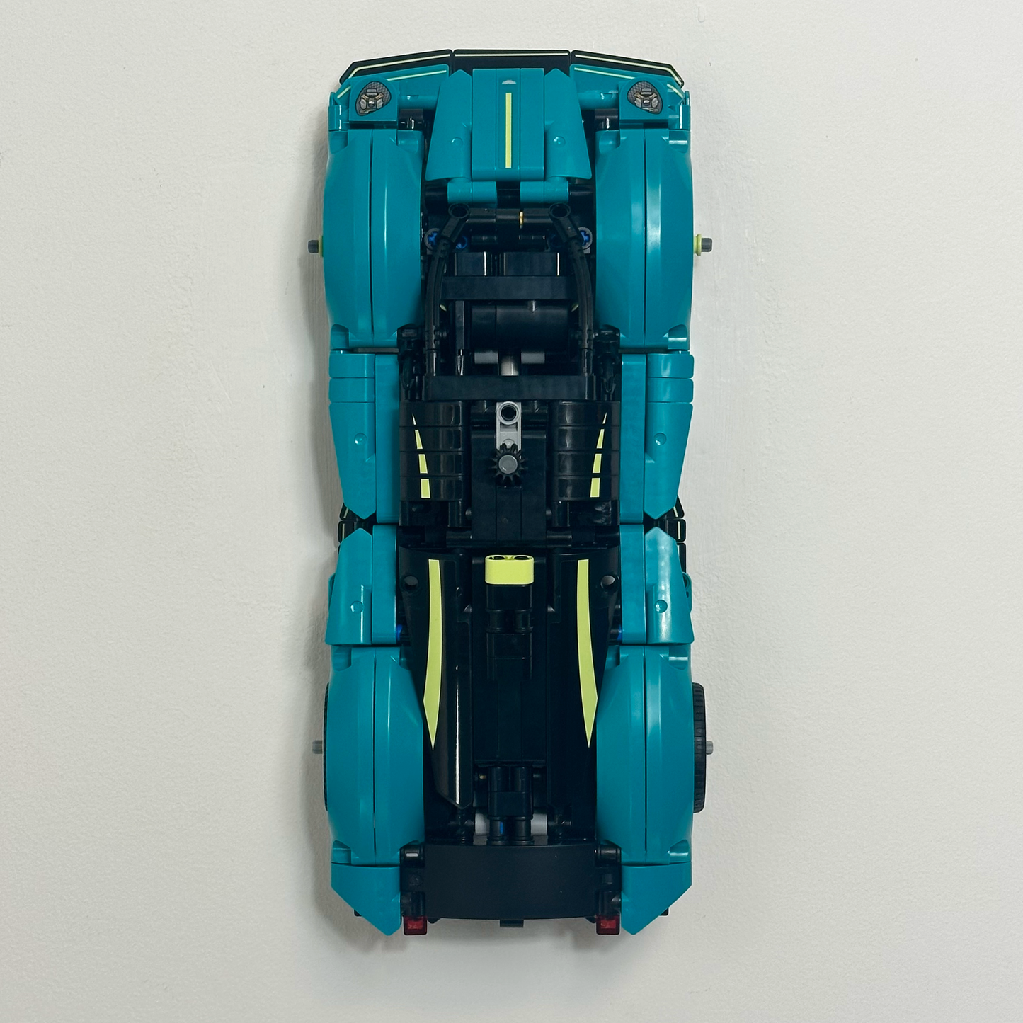 Lego Technic Aston Martin Valkyrie Vertical Wall Display Mount (42208)