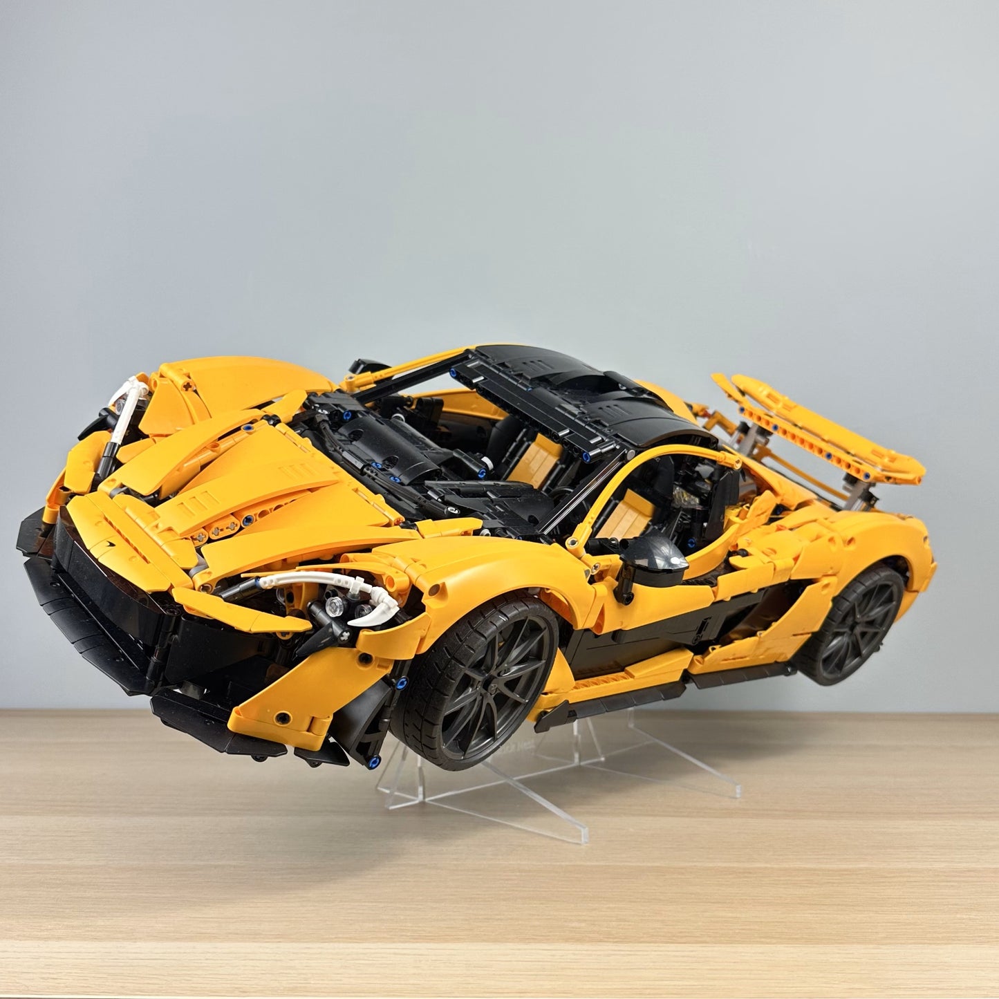 Acrylic Display Stand for LEGO® McLaren P1 (42172)
